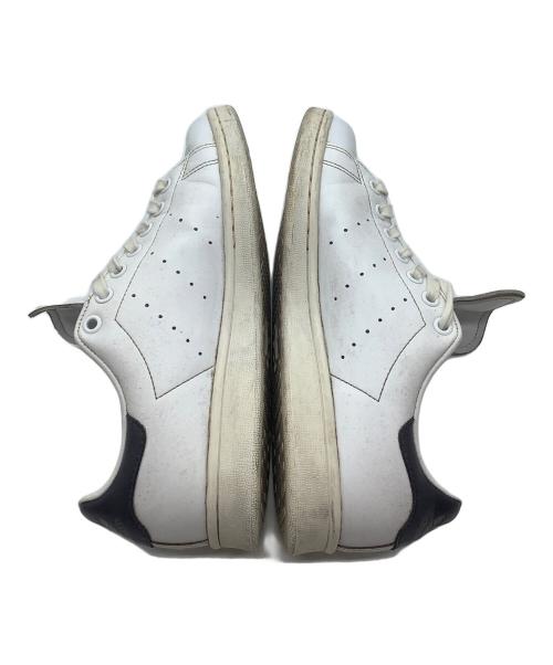 adidas（アディダス）adidas (アディダス) スニーカー ホワイト サイズ:24.5の古着・服飾アイテム