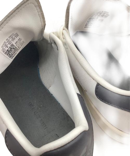 adidas（アディダス）adidas (アディダス) スニーカー ホワイト サイズ:24.5の古着・服飾アイテム