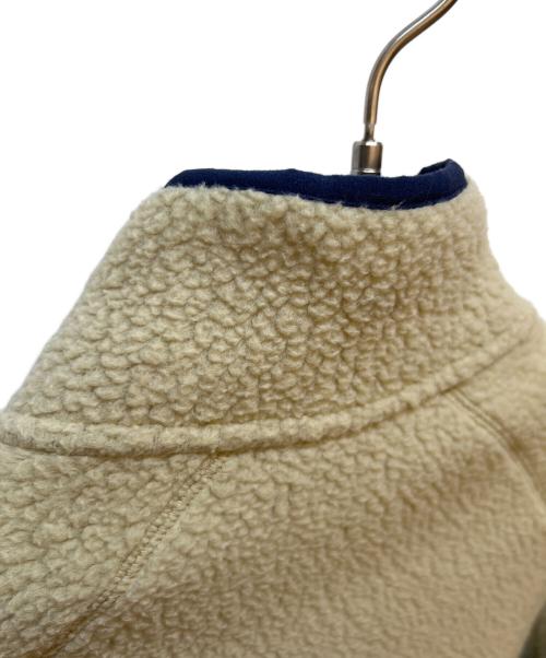 Patagonia（パタゴニア）Patagonia (パタゴニア) フリースジャケット アイボリー×ネイビー サイズ:Ｍの古着・服飾アイテム