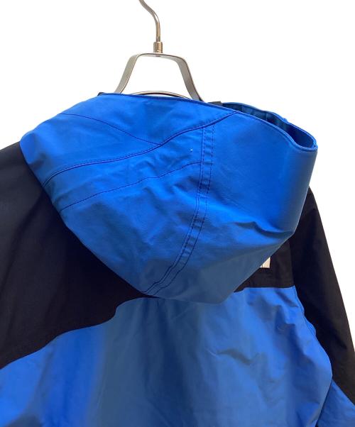 THE NORTH FACE（ザ ノース フェイス）THE NORTH FACE (ザ ノース フェイス) マウンテンジャケット ブルー×ブラック サイズ:Lの古着・服飾アイテム