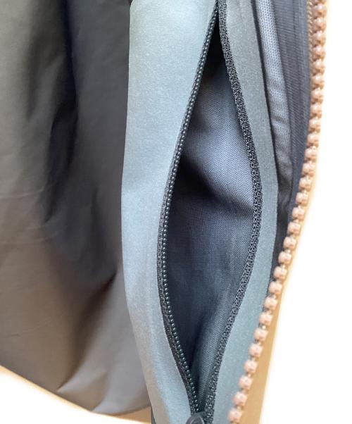 ARC'TERYX VEILANCE（アークテリクス ヴェイランス）ARC'TERYX VEILANCE (アークテリクス ヴェイランス) ナイロンジャケット ベージュ サイズ:Sの古着・服飾アイテム