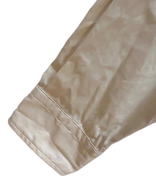 ticca（ティッカ）ticca (ティッカ) ノーカラースクエアビッグシャツ アイボリー サイズ:FREEの古着・服飾アイテム