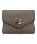 MIU MIUミュウミュウ）の古着「カードケース」｜グレージュ