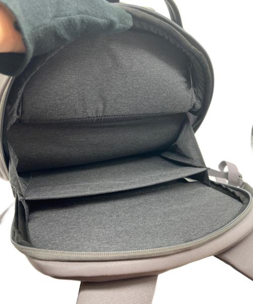 THE NORTH FACE（ザ ノース フェイス）THE NORTH FACE (ザ ノース フェイス) リュック/Roamer Slim Day グレー×ブラックの古着・服飾アイテム