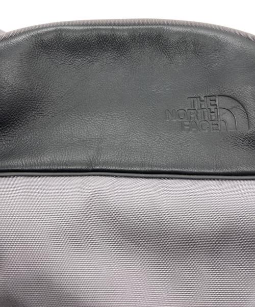 THE NORTH FACE（ザ ノース フェイス）THE NORTH FACE (ザ ノース フェイス) リュック/Roamer Slim Day グレー×ブラックの古着・服飾アイテム