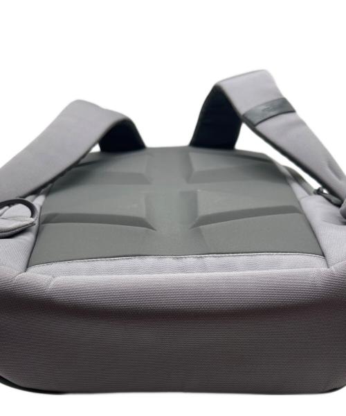 THE NORTH FACE（ザ ノース フェイス）THE NORTH FACE (ザ ノース フェイス) リュック/Roamer Slim Day グレー×ブラックの古着・服飾アイテム