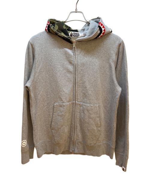 A BATHING APE（ア ベイシング エイプ）A BATHING APE (ア ベイシング エイプ) フルジップシャークパーカー グレー サイズ:Lの古着・服飾アイテム