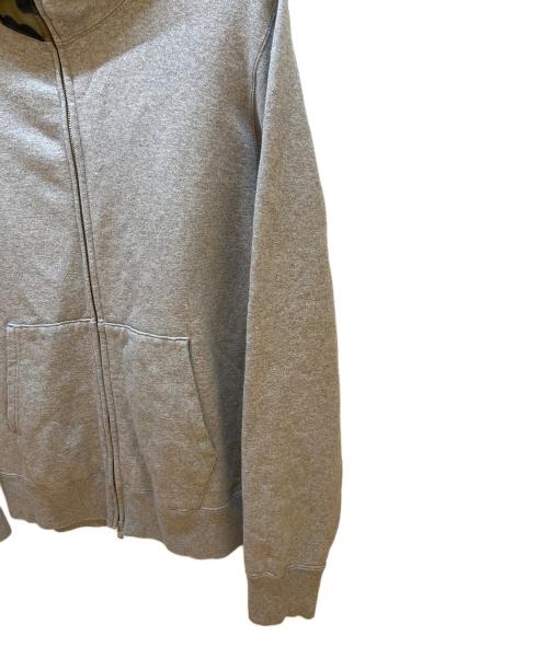 A BATHING APE（ア ベイシング エイプ）A BATHING APE (ア ベイシング エイプ) フルジップシャークパーカー グレー サイズ:Lの古着・服飾アイテム