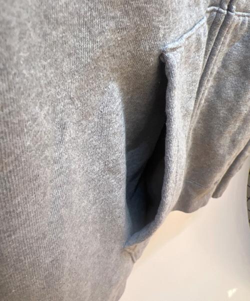 A BATHING APE（ア ベイシング エイプ）A BATHING APE (ア ベイシング エイプ) フルジップシャークパーカー グレー サイズ:Lの古着・服飾アイテム