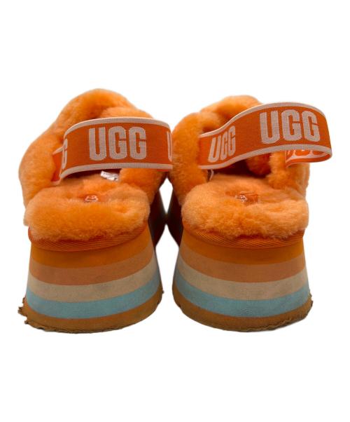UGG（アグ）UGG (アグ) アンクルストラップサンダル オレンジ サイズ:7の古着・服飾アイテム