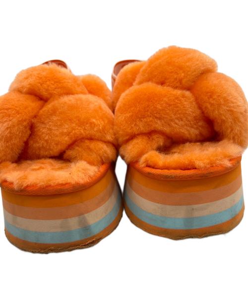 UGG（アグ）UGG (アグ) アンクルストラップサンダル オレンジ サイズ:7の古着・服飾アイテム