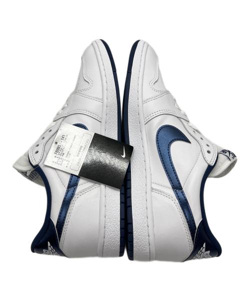 NIKE（ナイキ）NIKE (ナイキ) スニーカー ホワイト×ネイビー サイズ:28.5の古着・服飾アイテム
