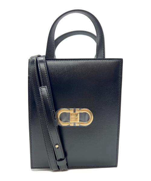 Salvatore Ferragamo（サルヴァトーレ フェラガモ）Salvatore Ferragamo (サルヴァトーレ フェラガモ) 2WAYショルダーバッグ/G.FLAT NS ブラック×レッドの古着・服飾アイテム