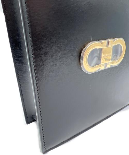 Salvatore Ferragamo（サルヴァトーレ フェラガモ）Salvatore Ferragamo (サルヴァトーレ フェラガモ) 2WAYショルダーバッグ/G.FLAT NS ブラック×レッドの古着・服飾アイテム