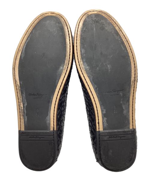 Salvatore Ferragamo（サルヴァトーレ フェラガモ）Salvatore Ferragamo (サルヴァトーレ フェラガモ) 編み込みレザーシューズ ブラック サイズ:9の古着・服飾アイテム