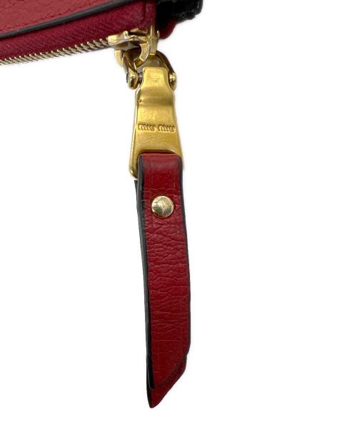 MIU MIU（ミュウミュウ）MIU MIU (ミュウミュウ) カードケース レッドの古着・服飾アイテム