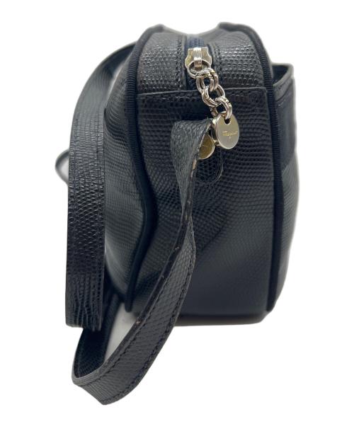 Salvatore Ferragamo（サルヴァトーレ フェラガモ）Salvatore Ferragamo (サルヴァトーレ フェラガモ) ショルダーポーチ ネイビーの古着・服飾アイテム