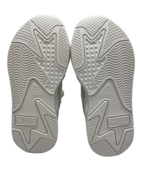 PUMA（プーマ）PUMA (プーマ) emmi (エミ) emmi×PUMA　RS-X Soft Wns ホワイト サイズ:24.5の古着・服飾アイテム