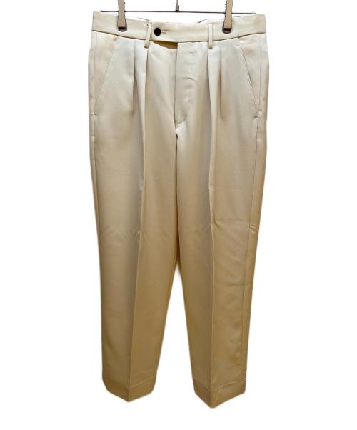 Pilgrim（ピルグリム）Pilgrim (ピルグリム) TOMORROW LAND (トゥモローランド) タックパンツ アイボリー サイズ:44の古着・服飾アイテム