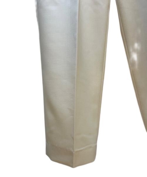 Pilgrim（ピルグリム）Pilgrim (ピルグリム) TOMORROW LAND (トゥモローランド) タックパンツ アイボリー サイズ:44の古着・服飾アイテム