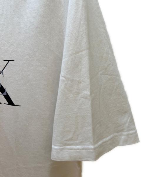 PALACE Calvin klein（カルバンクライン）PALACE Calvin klein (カルバンクライン) 半袖カットソー ホワイト サイズ:Mの古着・服飾アイテム