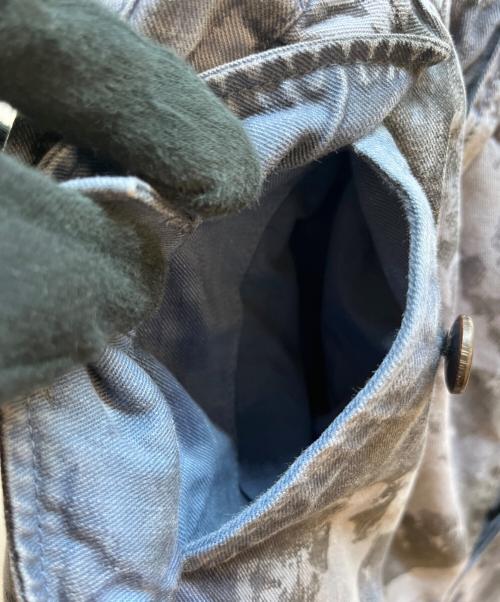 ISAMU KATAYAMA BACKLASH（イサムカタヤマ・バックラッシュ）ISAMU KATAYAMA BACKLASH (イサムカタヤマ・バックラッシュ) カーゴパンツ ブルー×ネイビー サイズ:Lの古着・服飾アイテム