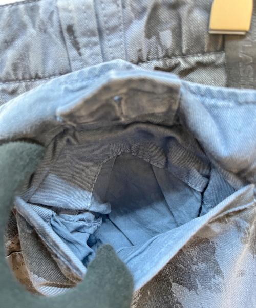 ISAMU KATAYAMA BACKLASH（イサムカタヤマ・バックラッシュ）ISAMU KATAYAMA BACKLASH (イサムカタヤマ・バックラッシュ) カーゴパンツ ブルー×ネイビー サイズ:Lの古着・服飾アイテム