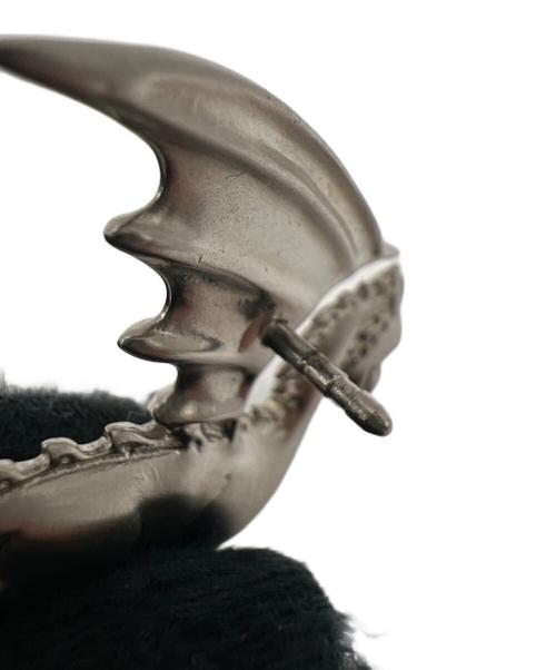 HERMES（エルメス）HERMES (エルメス) ピンブローチ/ドラゴン・タリスマン シルバーの古着・服飾アイテム