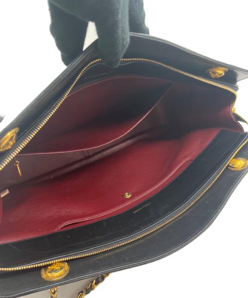 CHANEL（シャネル）CHANEL (シャネル) チェーンショルダーバッグ ブラックの古着・服飾アイテム