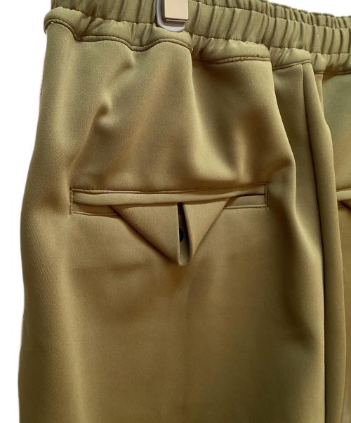 SASQUATCHfabrix.（サスクワッチファブリックス）SASQUATCHfabrix. (サスクワッチファブリックス) トラックパンツ カーキ サイズ:Sの古着・服飾アイテム