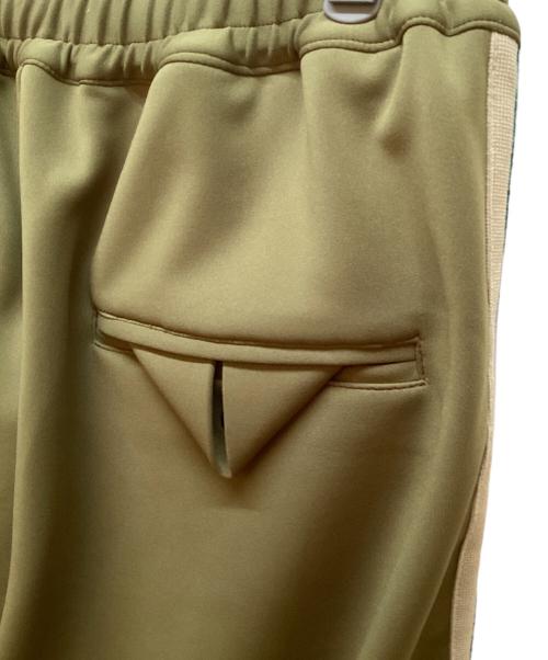 SASQUATCHfabrix.（サスクワッチファブリックス）SASQUATCHfabrix. (サスクワッチファブリックス) トラックパンツ カーキ サイズ:Sの古着・服飾アイテム