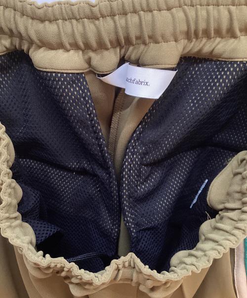 SASQUATCHfabrix.（サスクワッチファブリックス）SASQUATCHfabrix. (サスクワッチファブリックス) トラックパンツ カーキ サイズ:Sの古着・服飾アイテム