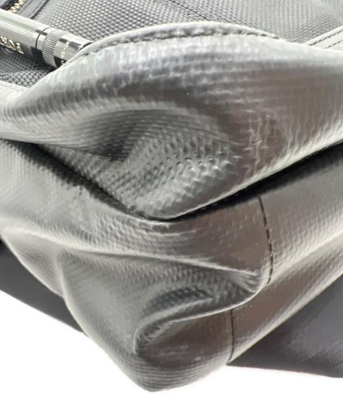 PORTER（ポーター）PORTER (ポーター) ヒート ショルダーバッグ ブラック サイズ:W25×H25×D10mmの古着・服飾アイテム