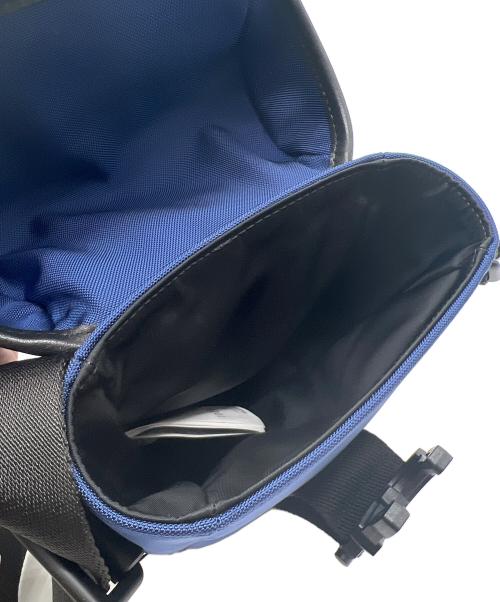 MONCLER（モンクレール）MONCLER (モンクレール) クロスボディーバッグ ブルーの古着・服飾アイテム