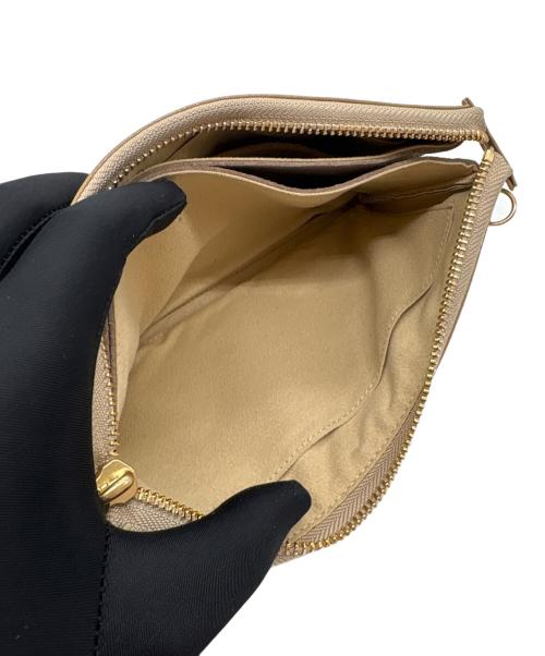 ATAO（アタオ）ATAO (アタオ) ショルダーウォレット ゴールドの古着・服飾アイテム