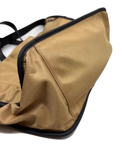 HUNTING WORLD（ハンティングワールド）HUNTING WORLD (ハンティングワールド) 2WAYショルダーバッグ ベージュの古着・服飾アイテム