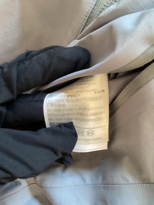 ARC'TERYX（アークテリクス）ARC'TERYX (アークテリクス) ナイロンジャケット/ZETA SL JACKET ライトグレー サイズ:Sの古着・服飾アイテム