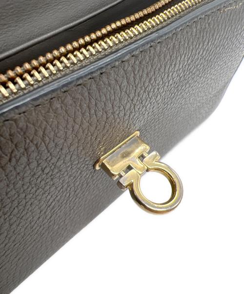 Salvatore Ferragamo（サルヴァトーレ フェラガモ）Salvatore Ferragamo (サルヴァトーレ フェラガモ) 長財布/ガンチーニ グレーの古着・服飾アイテム