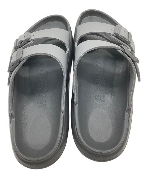 BIRKENSTOCK（ビルケンシュトック）BIRKENSTOCK (ビルケンシュトック) Mogami Terra Stealth 2-Strap グレー サイズ:27の古着・服飾アイテム