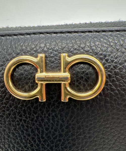 Salvatore Ferragamo（サルヴァトーレ フェラガモ）Salvatore Ferragamo (サルヴァトーレ フェラガモ) ラウンドファスナー財布 ブラックの古着・服飾アイテム