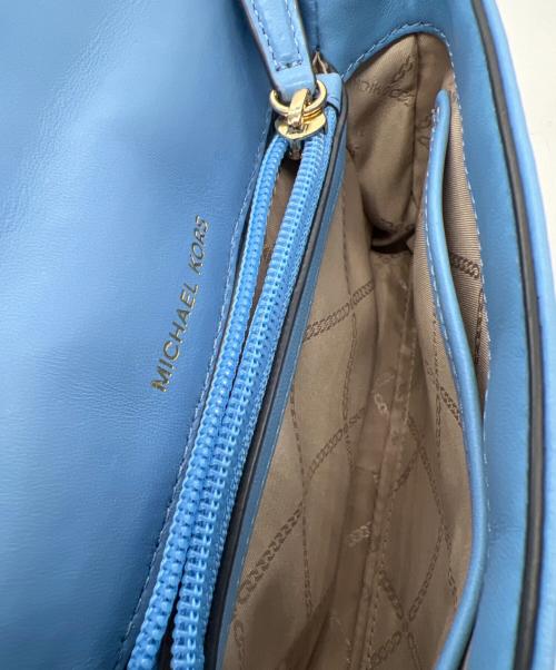 MICHAEL KORS（マイケル・コース）MICHAEL KORS (マイケルコース) キルティングショルダーバッグ スカイブルーの古着・服飾アイテム