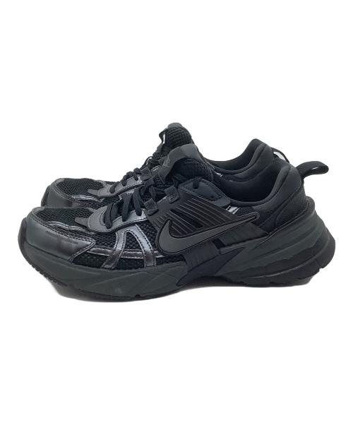NIKE（ナイキ）NIKE (ナイキ) NIKE V2K RUN BLACK/DK SMOKE GREY-ANTHRACITE ブラック サイズ:27cmの古着・服飾アイテム