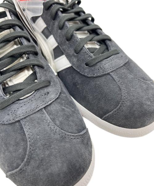 adidas（アディダス）adidas (アディダス) adidas originals GAZELLE グレー サイズ:28.5ｃｍ 未使用品の古着・服飾アイテム