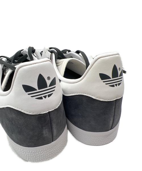 adidas（アディダス）adidas (アディダス) adidas originals GAZELLE グレー サイズ:28.5ｃｍ 未使用品の古着・服飾アイテム