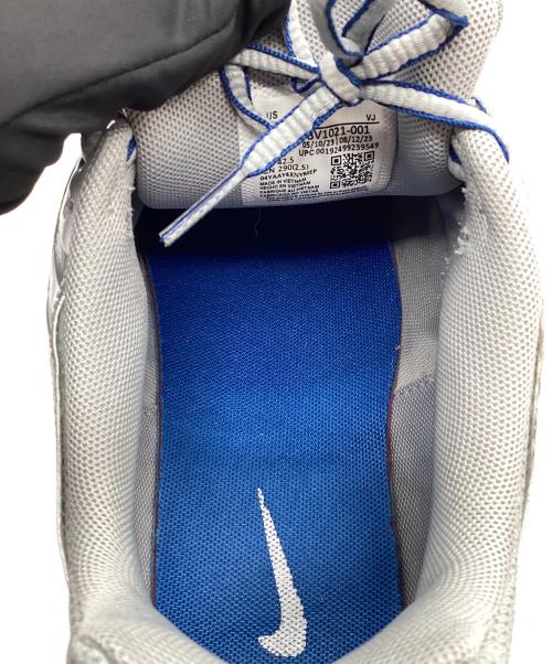 NIKE（ナイキ）NIKE (ナイキ) NIKE W P-6000 METALLIC SILVER/TEAM ROYAL-WHITE-BLACK シルバー×ブルー サイズ:29cmの古着・服飾アイテム