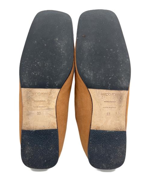 sergio rossi（セルジオロッシ）sergio rossi (セルジオロッシ) スリッポン キャメル サイズ:23.5の古着・服飾アイテム