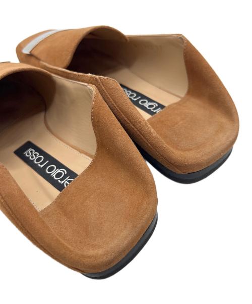 sergio rossi（セルジオロッシ）sergio rossi (セルジオロッシ) スリッポン キャメル サイズ:23.5の古着・服飾アイテム