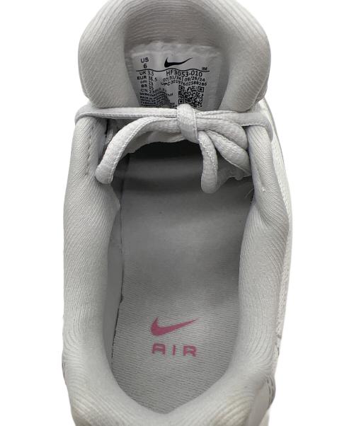 NIKE（ナイキ）NIKE (ナイキ) ローカットスニーカー ホワイト サイズ:23 未使用品の古着・服飾アイテム