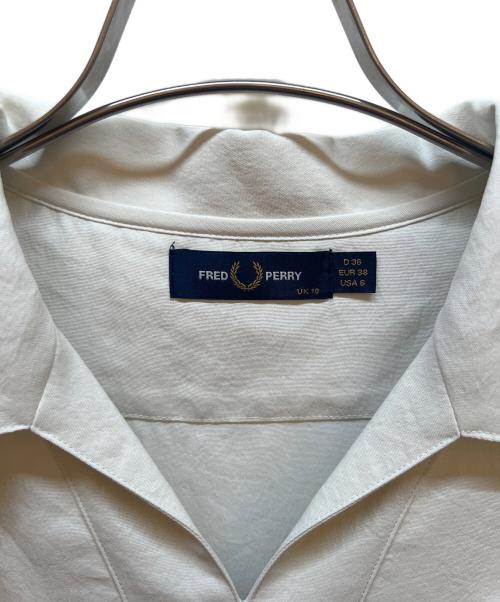 FRED PERRY（フレッドペリー）FRED PERRY (フレッドペリー) ノースリーブワンピース ライトグレー サイズ:L 未使用品の古着・服飾アイテム