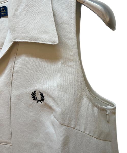 FRED PERRY（フレッドペリー）FRED PERRY (フレッドペリー) ノースリーブワンピース ライトグレー サイズ:L 未使用品の古着・服飾アイテム